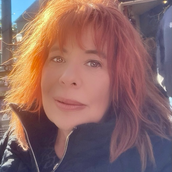 Meet your Posher, Rosemary - Picture 8 of 8